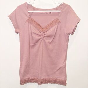 Girl’s Abercrombie Kids Blush Lace Detail Tee - SIZE 9/10
